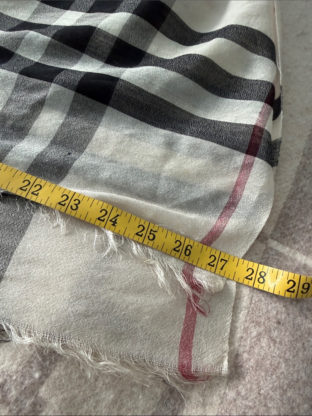 Burberry Reversible Check Wool Silk Scar - Picture 5 of 7